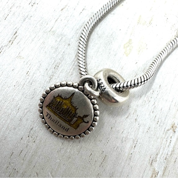 Authentic PANDORA 3 charm “travel” themed sterling silver bracelet - Picture 7 of 10